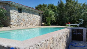 Luxury Traditional Villa with pool